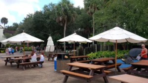 Branded Cabanas & Umbrellas for Waterparks Branded Cabanas & Umbrellas for Waterparks